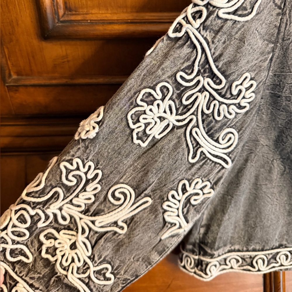 Soft Surroundings Wildwood Bolero Embroidered Jacket Acid Wash Gray White - Picture 6 of 11
